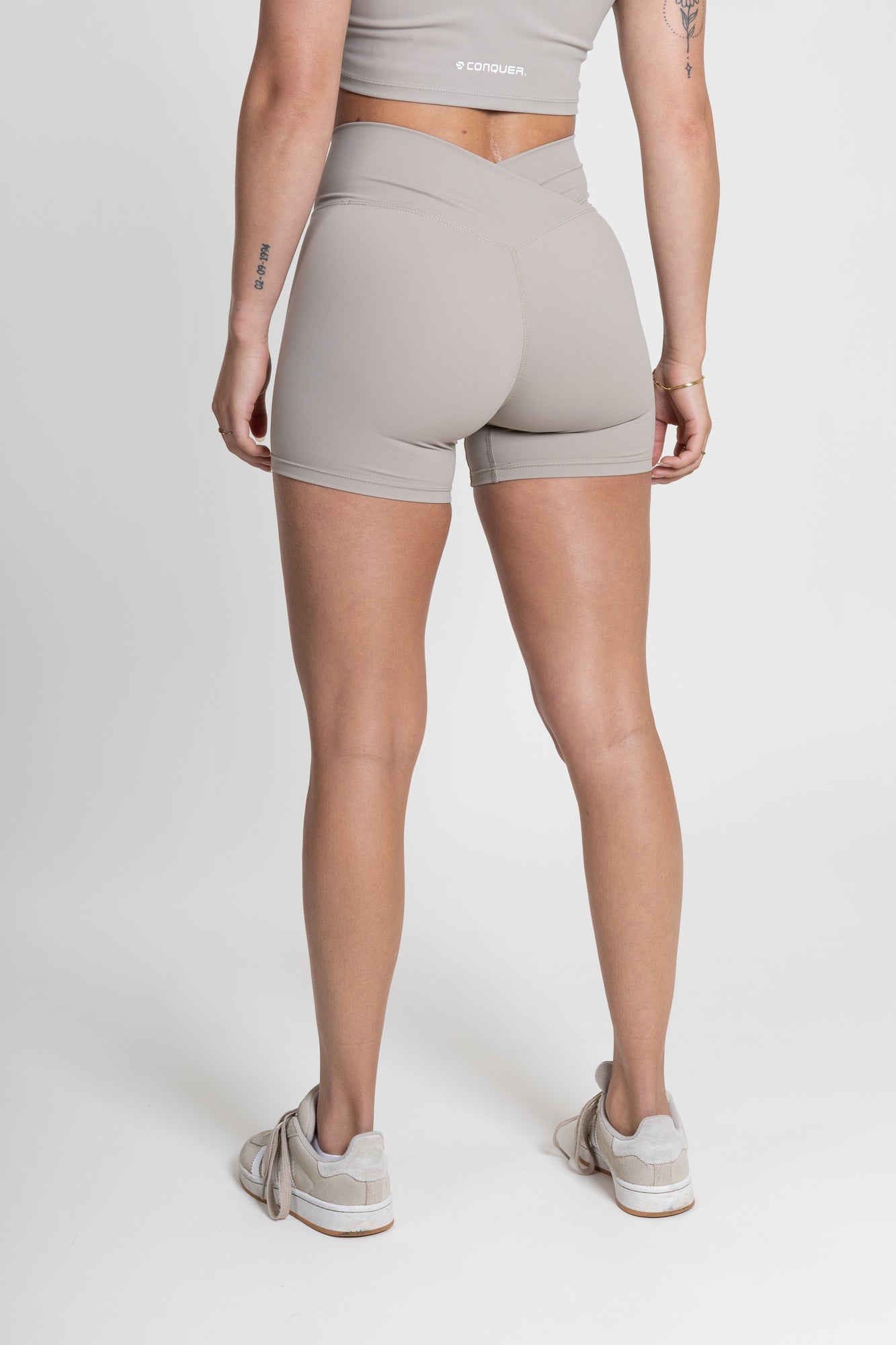 ボトムスその他 No.0955 P cago cotton bending PT (3color) V Leggings Short - Beige – Conquer Performance Wear